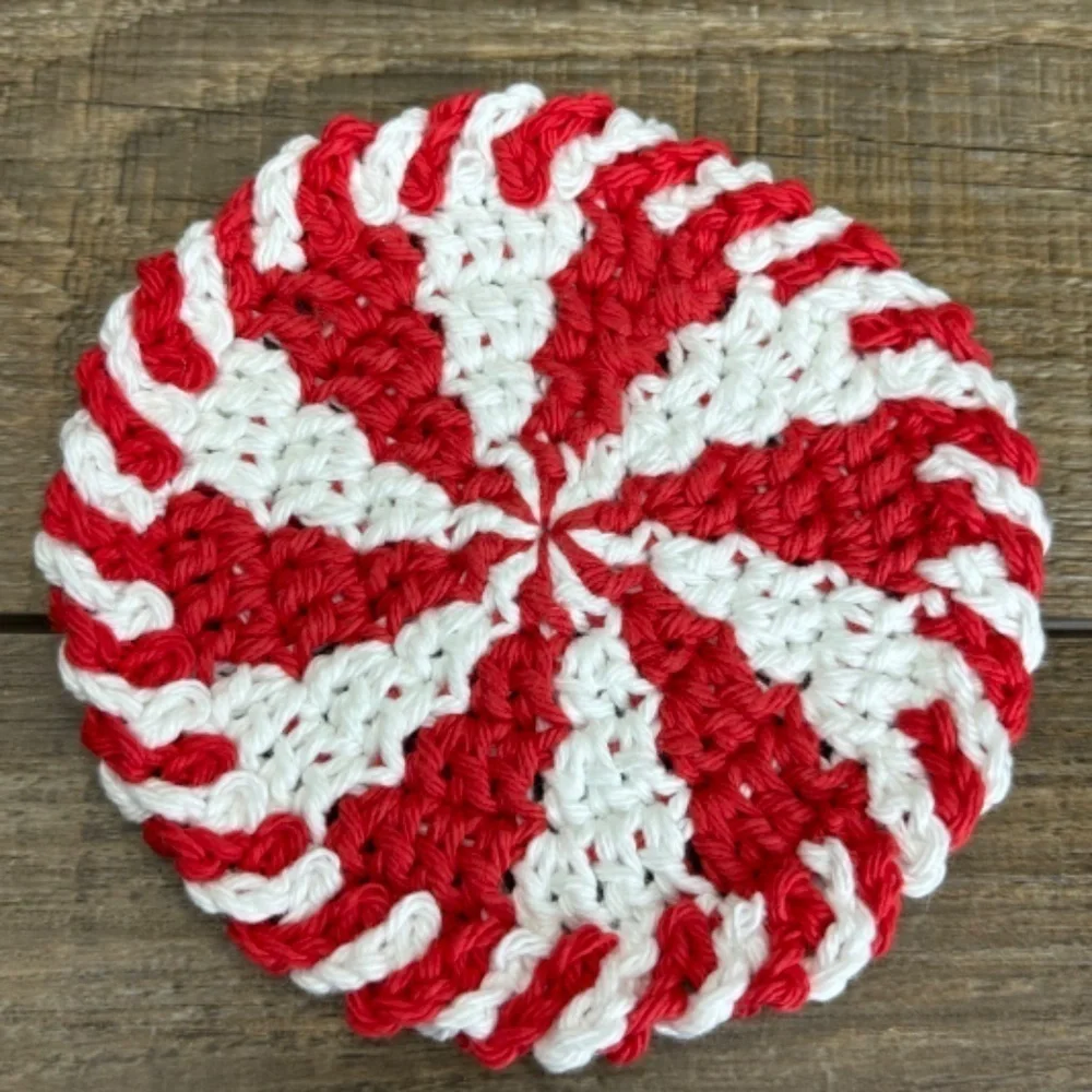 Handcrafted Crochet Peppermint Coasters Christmas Holiday‎ Set of 4 Cotton